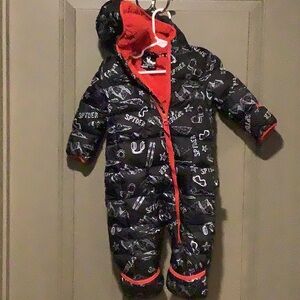 Spyder Black and Red Snowsuit with Graphic Design - 9/12 Months.
